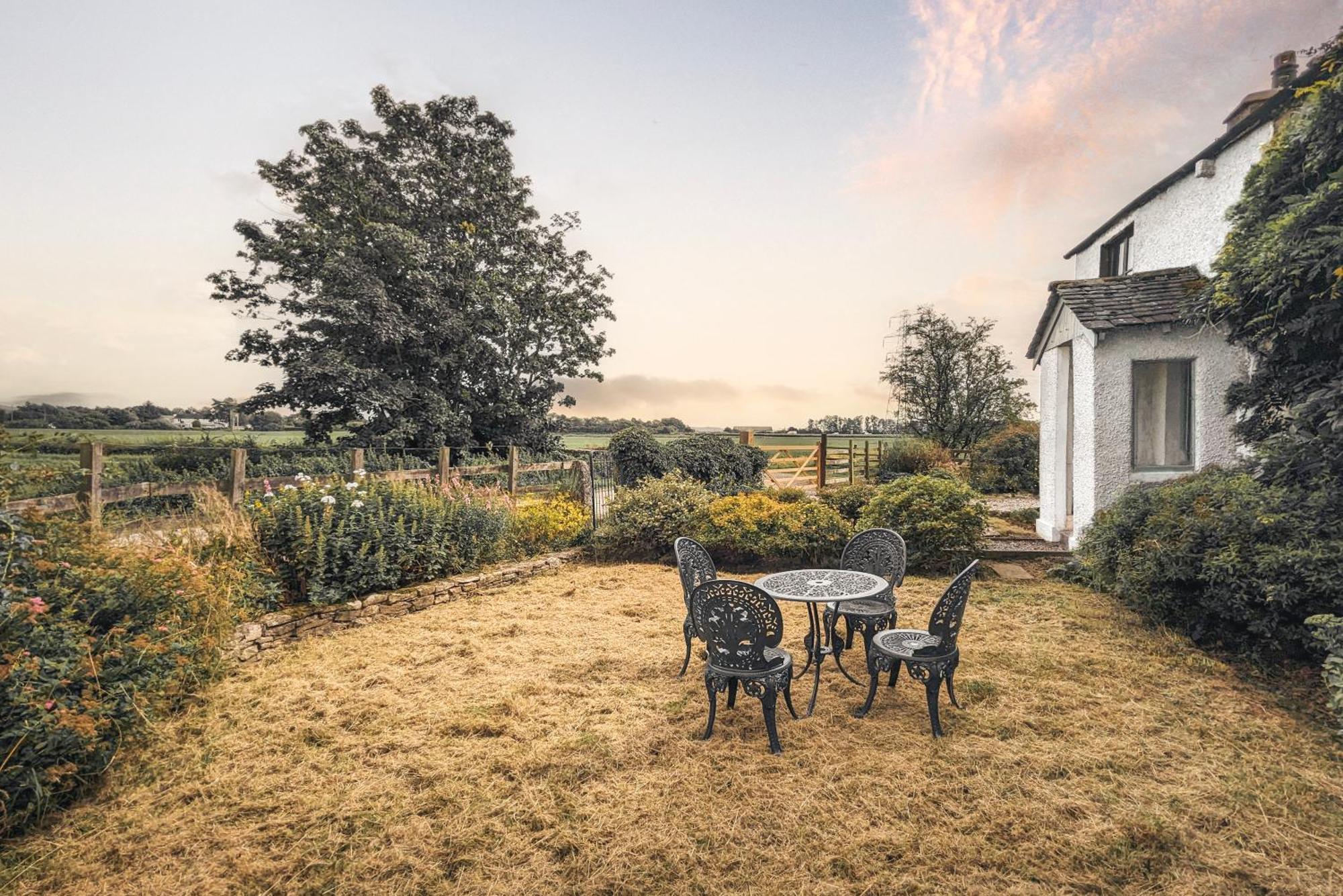The Gilpin Farmhouse, Lake District Getaway Levens Екстер'єр фото